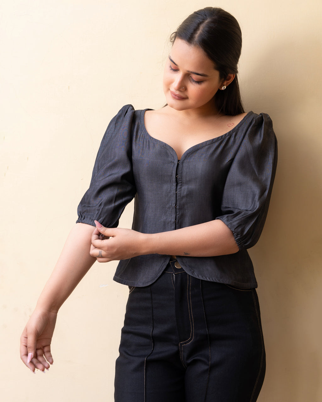 Sculpted Puff Sleeve Top